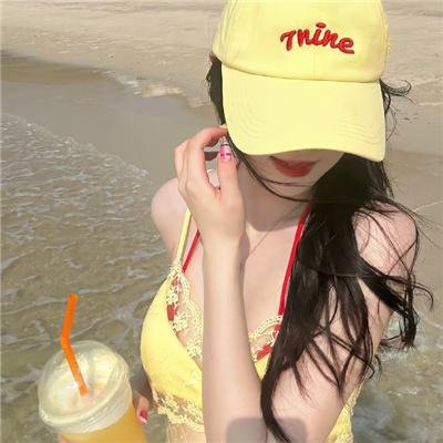 扬眉女导甘比茵